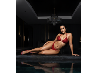 Kliknij tutaj i rozmawiać z modelką! Dalilla