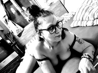 Kliknij tutaj i rozmawiać z modelką! Tvojamilfka39